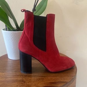 NIB Barney’s New York red booties size 38